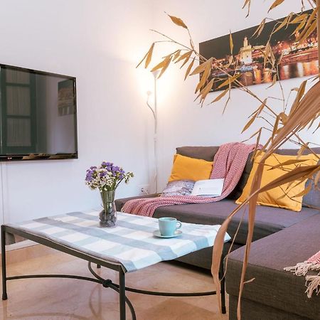 Apartamento Con Encanto En Patio Sevillano Exterior photo