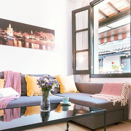 Apartamento Con Encanto En Patio Sevillano Exterior photo